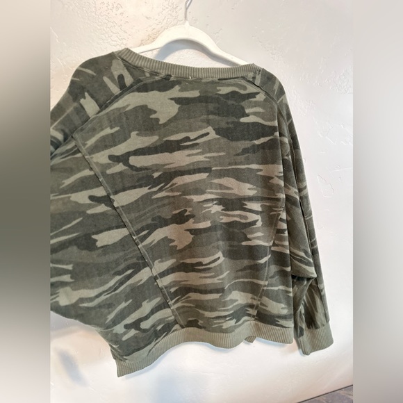 NORDSTROM Raglan Batwing Sleeve Pullover GREEN CAMO SZ MEDIUM & LARGE NEW! - Picture 12 of 16